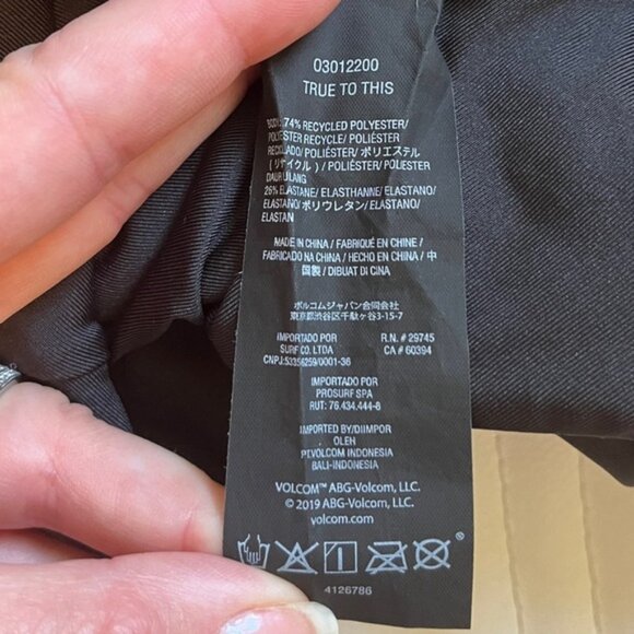 Volcom Simply Seamless One Piece Swimsuit Black - Picture 8 of 8